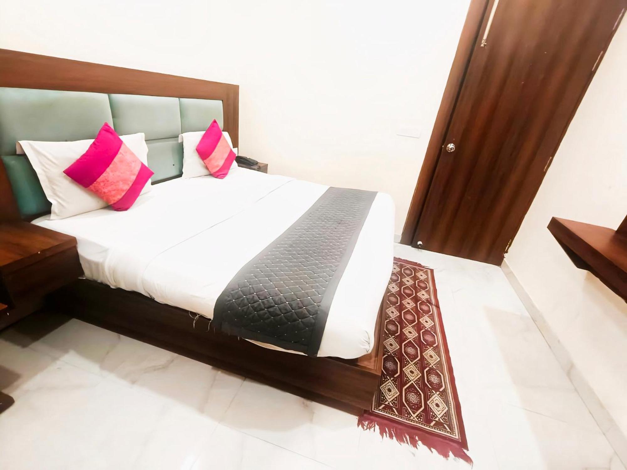 Glace Stay Inn Near Igi Airport New Delhi Luaran gambar
